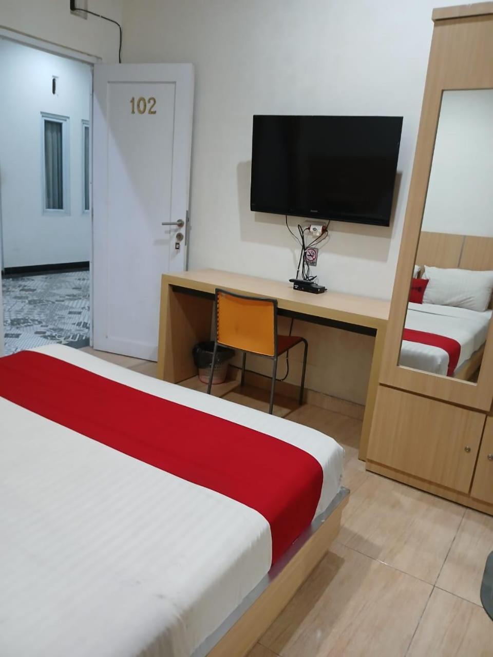 Macan Kumbang Residence Palembang Bagian luar foto